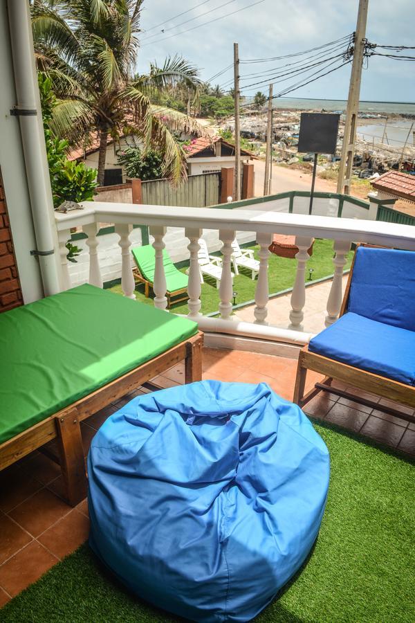 Explore Hostels Negombo Kochchikade Ngoại thất bức ảnh
