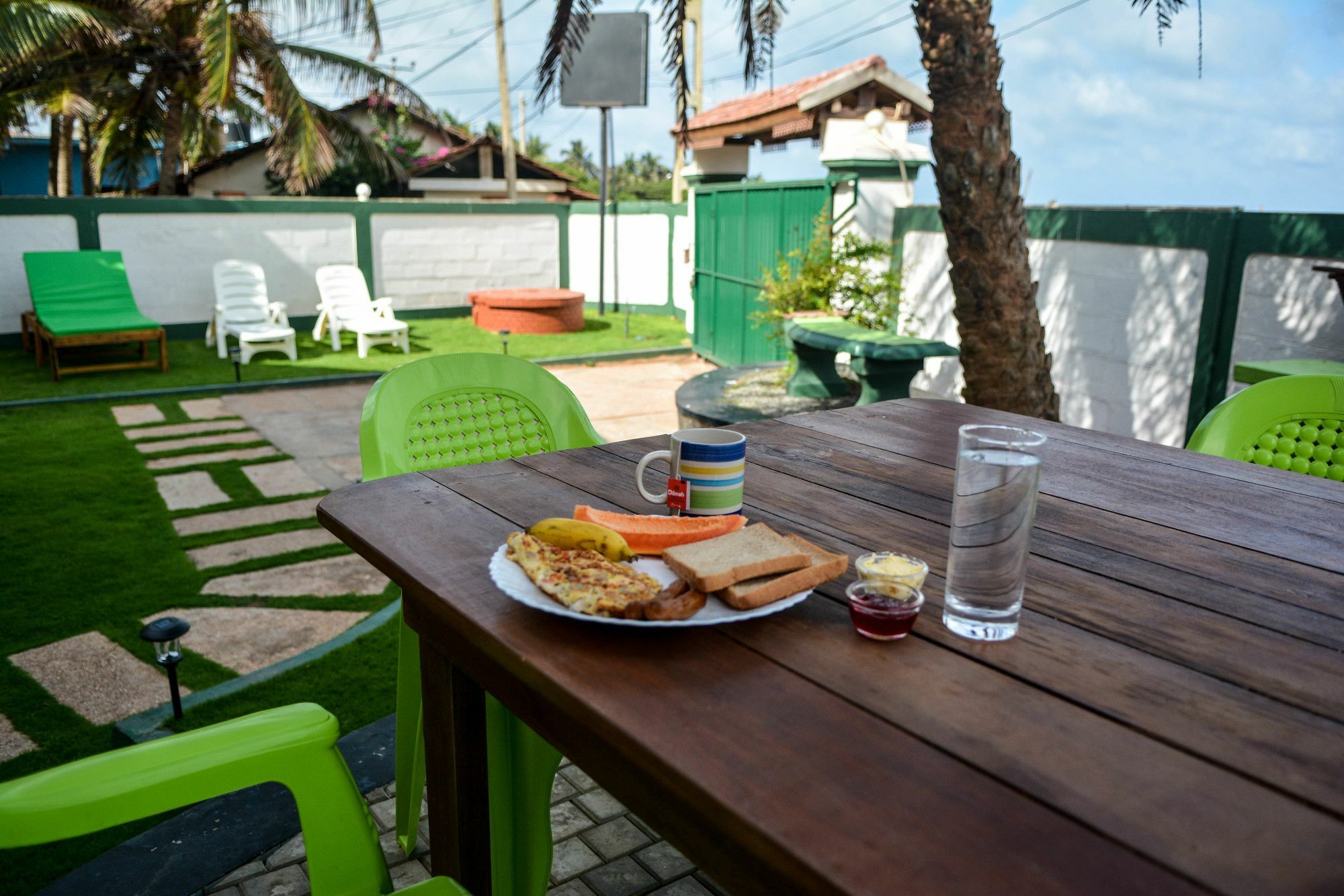 Explore Hostels Negombo Kochchikade Ngoại thất bức ảnh