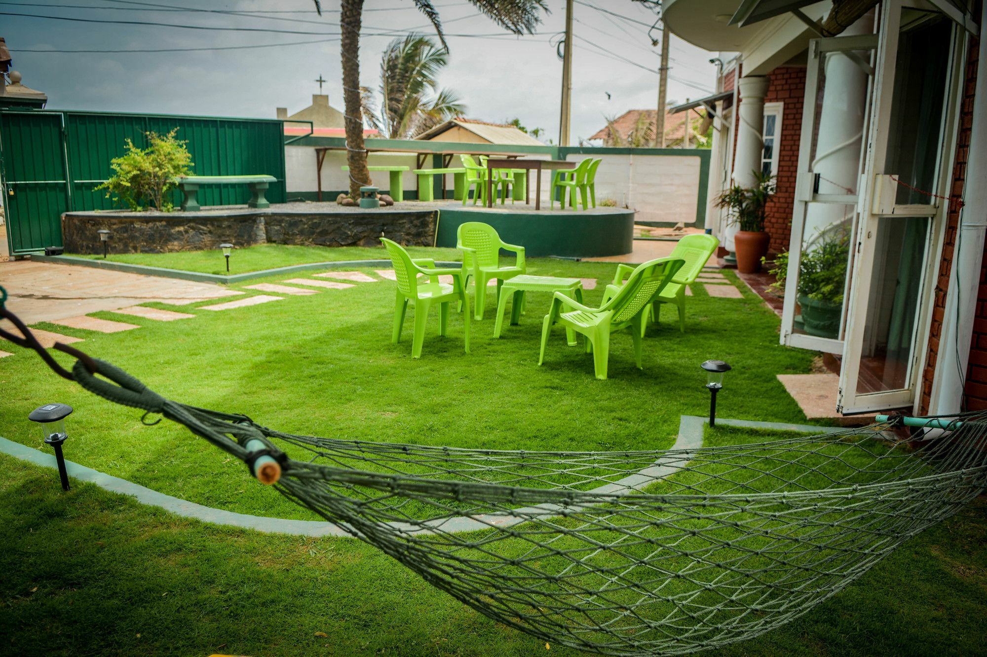Explore Hostels Negombo Kochchikade Ngoại thất bức ảnh