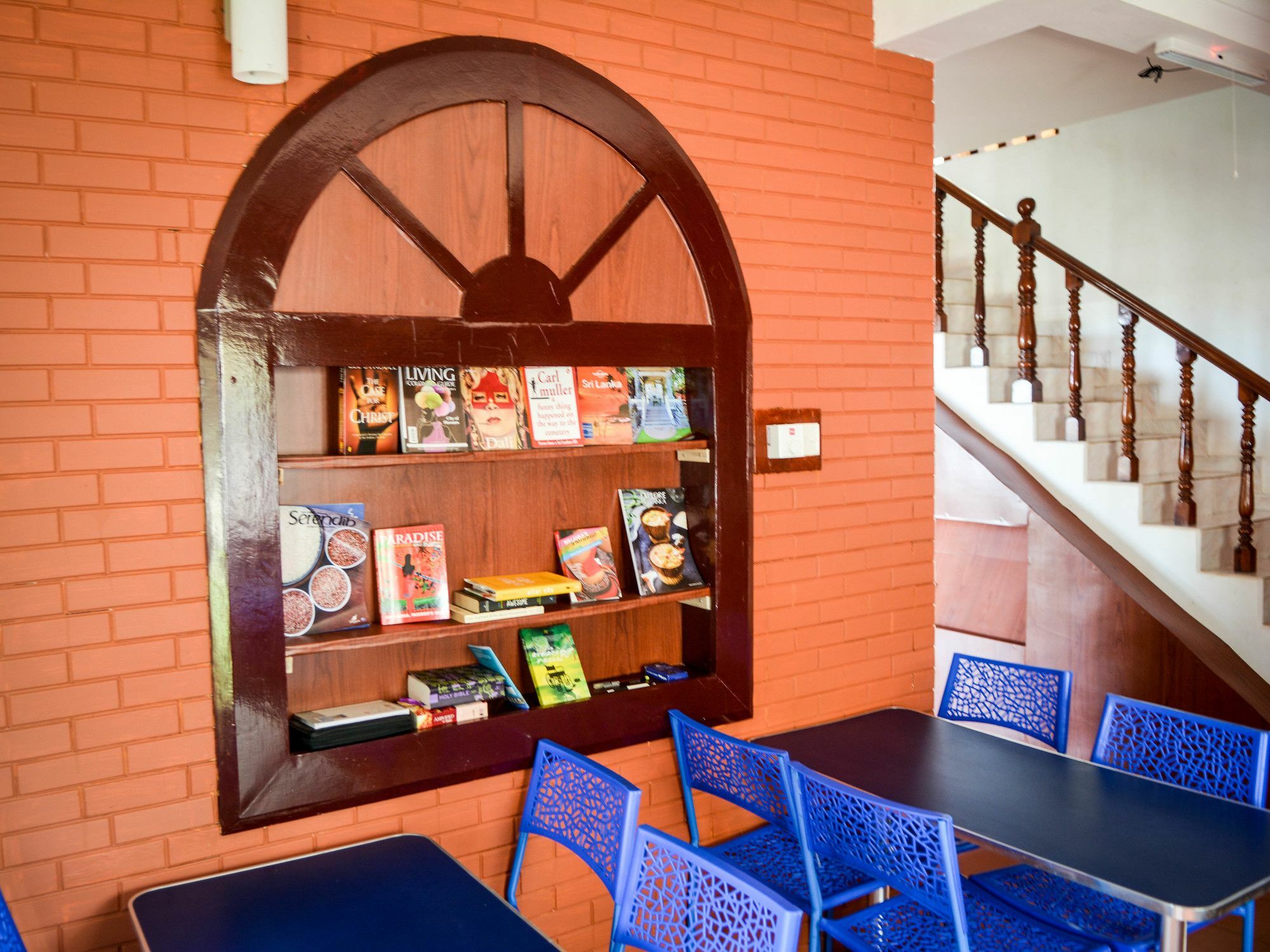 Explore Hostels Negombo Kochchikade Ngoại thất bức ảnh